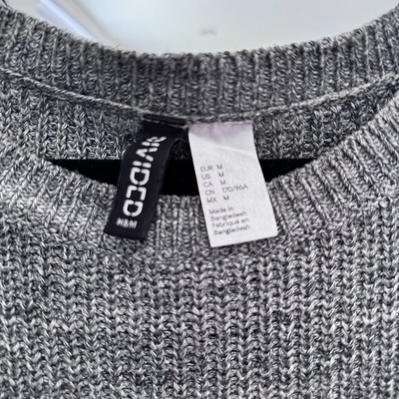 H&M oversized grey heathered sweater - Picture 3 of 4